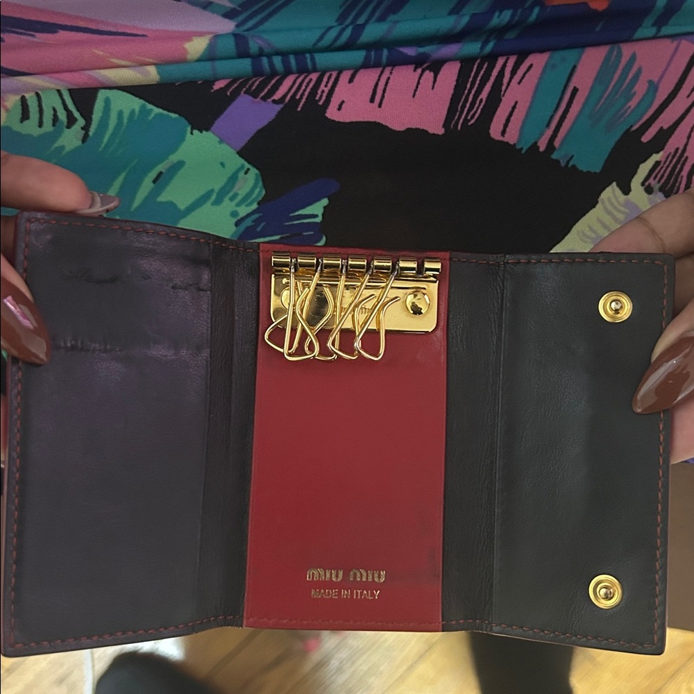 Miu Miu Black and Red Leather 6 Key Holder Wallet - Picture 6 of 6